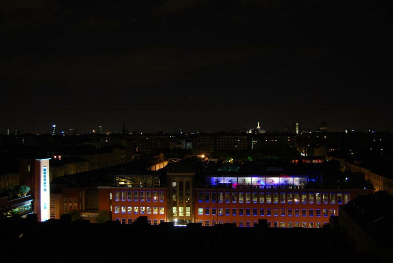 Exclusive Rooftop Apartment With Large Terrace In Solari/Tortona Milan Extérieur photo