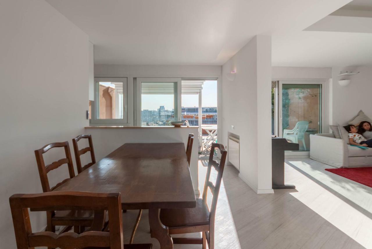 Exclusive Rooftop Apartment With Large Terrace In Solari/Tortona Milan Extérieur photo